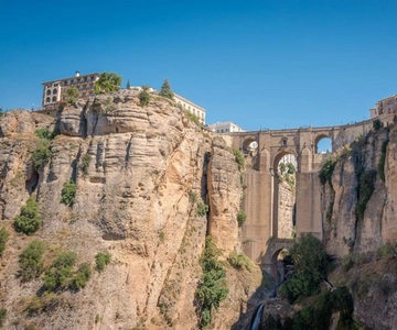 De Málaga: Viagem de 1 dia com guia a Ronda e Setenil de las Bodegas
