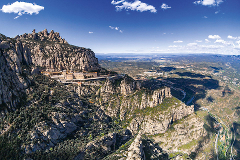From Barcelona: Montserrat Full-Day Guided Tour