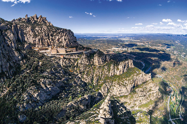 From Barcelona: Montserrat Full-Day Guided Tour