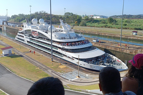 Panama City: 5-tägiges Karibik-Abenteuer ab Montag