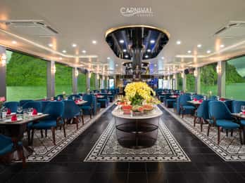 Luxuriöse Halong-Tagestour mit Sky Deck, Pool und Mittagsbuffet