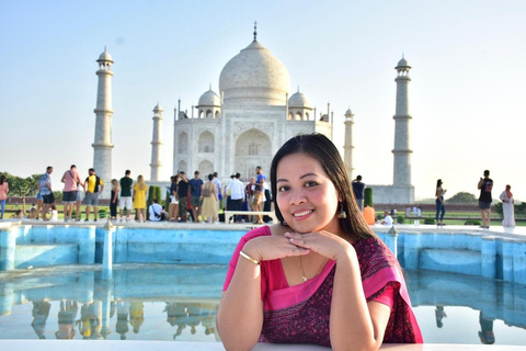 Sonnenaufgang Taj Mahal mit Ticket für die Attraktion