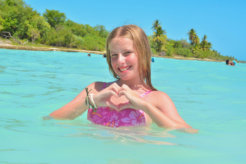 Punta Cana: Saona without the Crowds – 4-Beach Speedboat Sightseeing Tour and Lunch