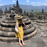 Yogyakarta: Borobudur Sunrise Climb & Prambanan with Pickup