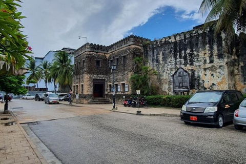 زنجبار: جولة إرشادية في مدينة ستون تاون مع تذكرة سوق العبيد