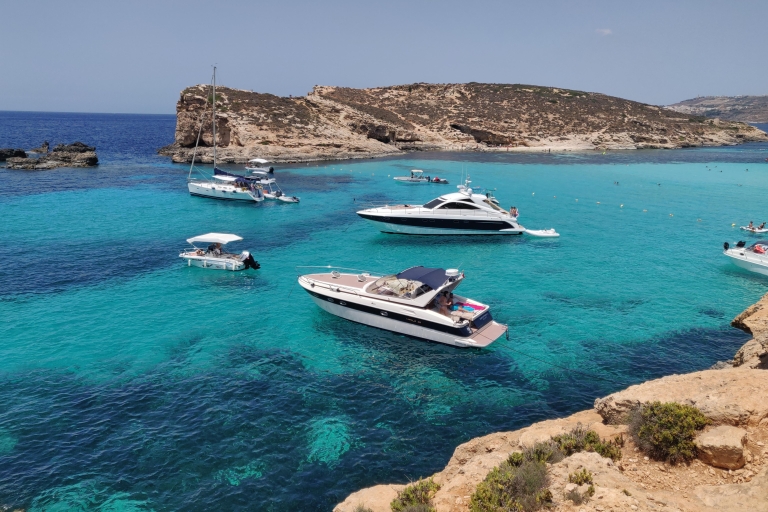 Hele dag privéboot charter in Malta & Comino