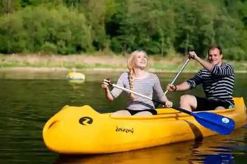 From Děčín: Canoeing and Biking Tour to Bad Schandau