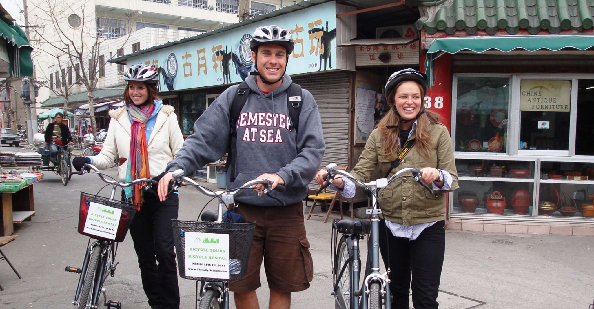 Shanghai: Half-Day Biking and Local Food Tour photo 6