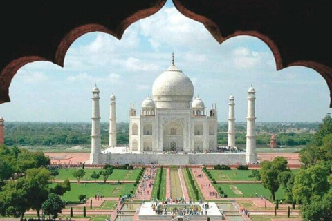 2 Days Private Taj Mahal and Agra Overnight Tour From Delhi Tour without accommodation/Hotel