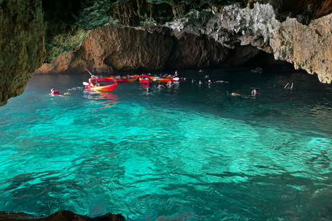 Jávea: Cala en Caló & Sea Cave Kayak Tour