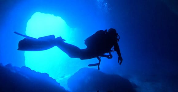 Paros: Guided Two-Dive Scuba Boat Tour for Certified Divers