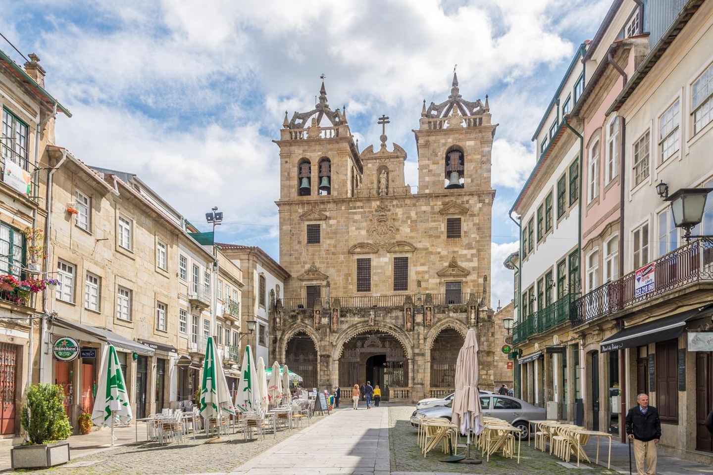From Porto: Full-Day Trip of Minho Region