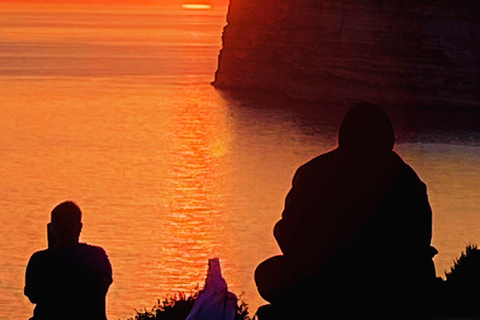 Tuk Tuk-tur i solnedgången på Gozo &amp; Blå lagunen (Comino)Malta: Gozo Island Sunset Tuk-Tuk Tour m / Middag &amp; Transfer