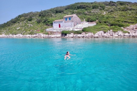 Explore Paxos & Antipaxos with Fiori boat - Private Tour