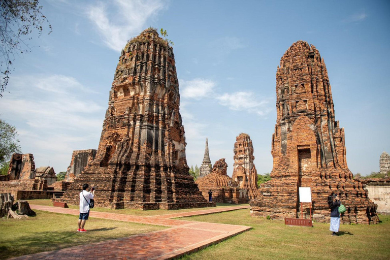 Bangkok: Explore Ancient Ayutthaya Historical Park Day Tour