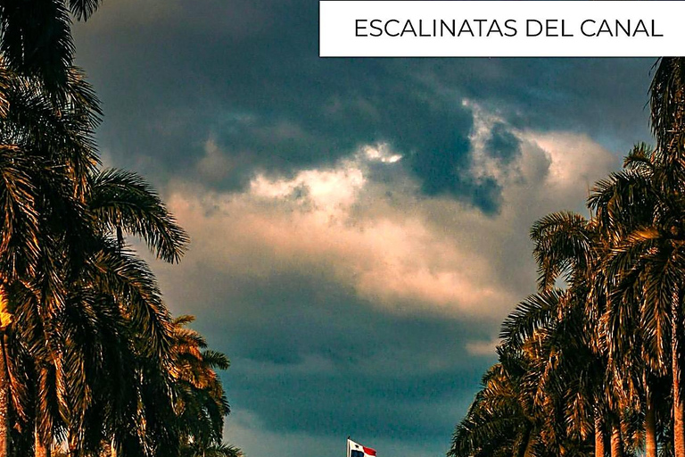 Panama City: Canal & Colonial Churches of Casco Antiguo
