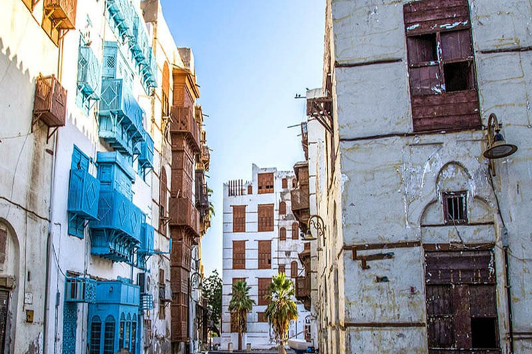 جدة: جولة إرشادية في المدينة القديمة والكورنيش والمسجد العائمجدة: يوم كامل خاص وفخم.