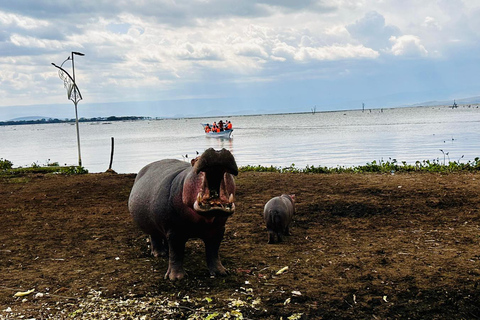 Tour in bici a Hell&#039;s Gate e tour in barca sul lago NaivashaTour in bici all&#039;Hell&#039;s Gate e safari in barca sul lago Naivasha