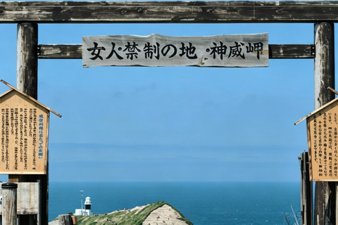 Sapporo: Shakotan Blue Coastal Day Tour with Guide