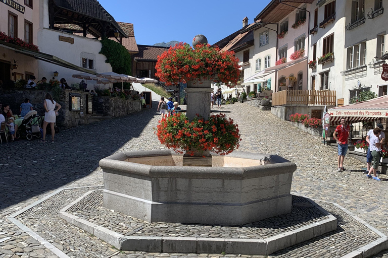 Zúrich: Excursión Privada de un Día al Castillo, Queso y Chocolate de Gruyères