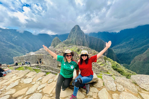 Machu Picchu: Guided Tour from Cusco, Circuit 2 Cusco: Andean Wedding and Excursion to the City of Cusco