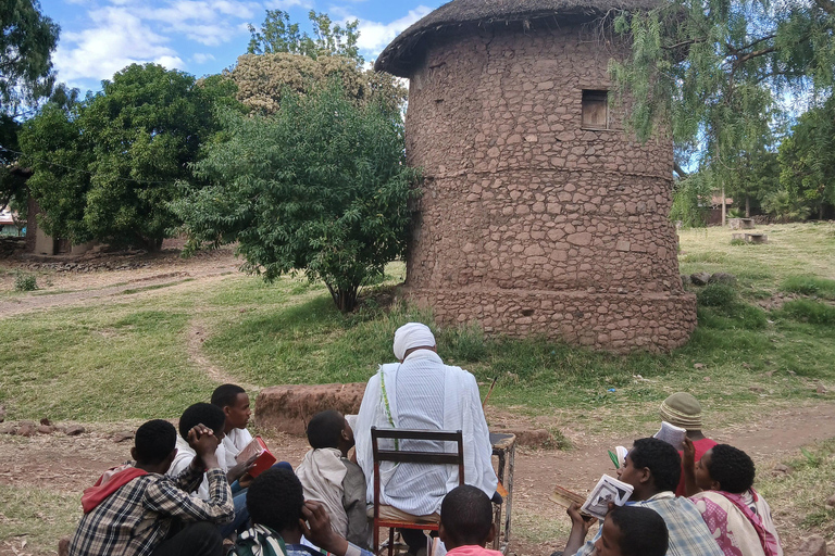 Etiopia: tour di 8 giorni della depressione di Danakil, Lalibela e Axum7 giorni di tour della Depressione di Danakil. Chiese del Tigray, Axum.