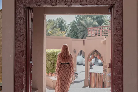 Nizwa Souq, Nizwa Fort, Bahla Fort & Jabrin Castle