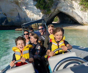 Whitianga: Cathedral Cove Spännande båttur och snorkling