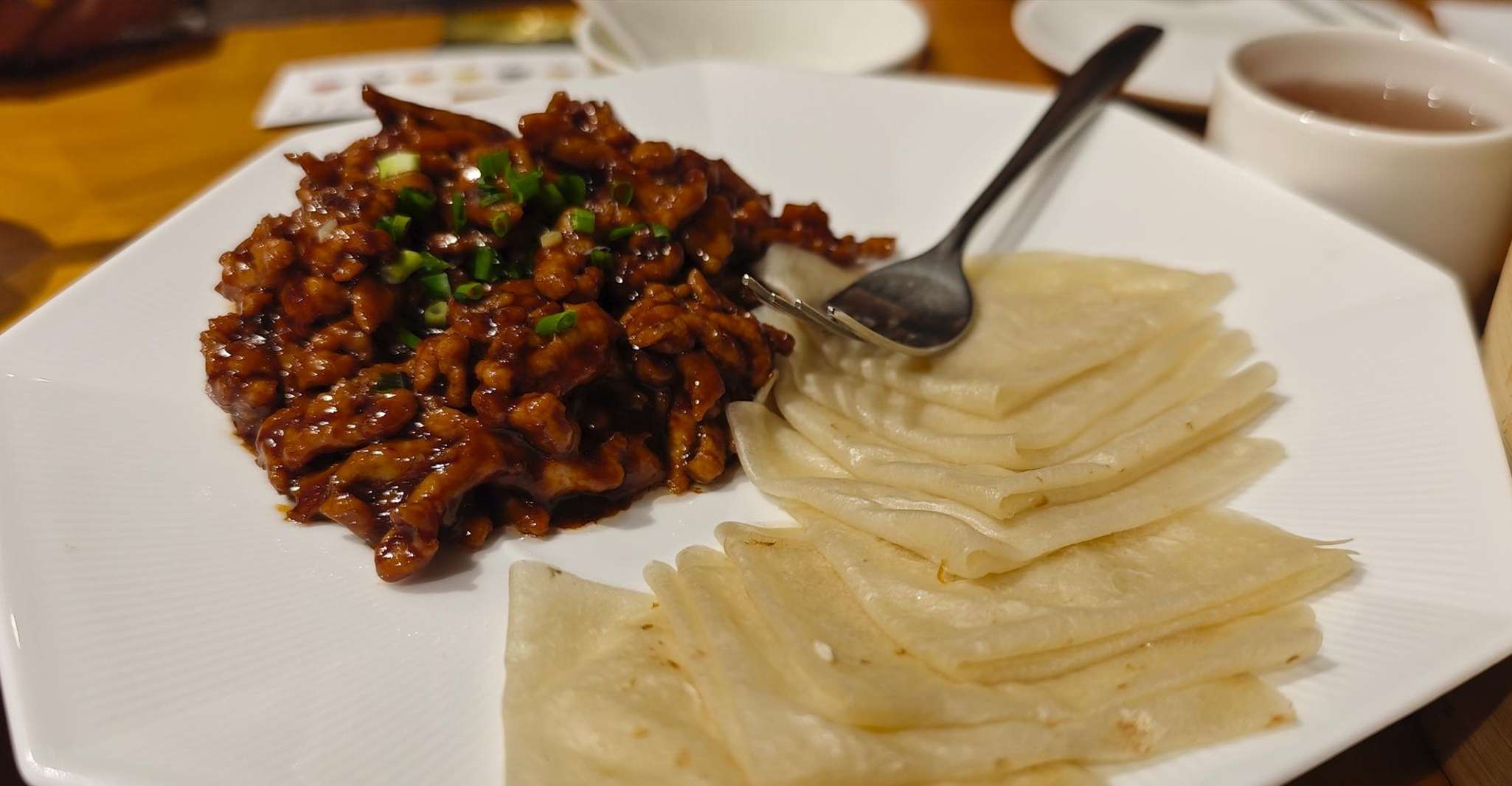 Shanghai: After Dark Dinner and Huangpu River Night Cruise photo 4