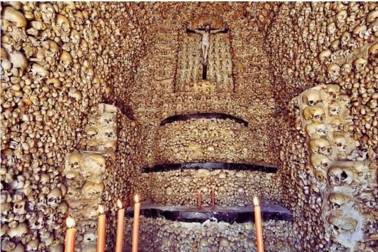 Oude stad Évora &amp; de Alentejo Privé luxe wijnreisPrivétour naar de oude stad Évora en de Alentejo met luxe wijnproeverij