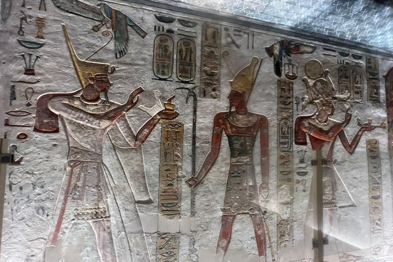 From Hurghada: Luxor Tailor Made Private Tour with Guide