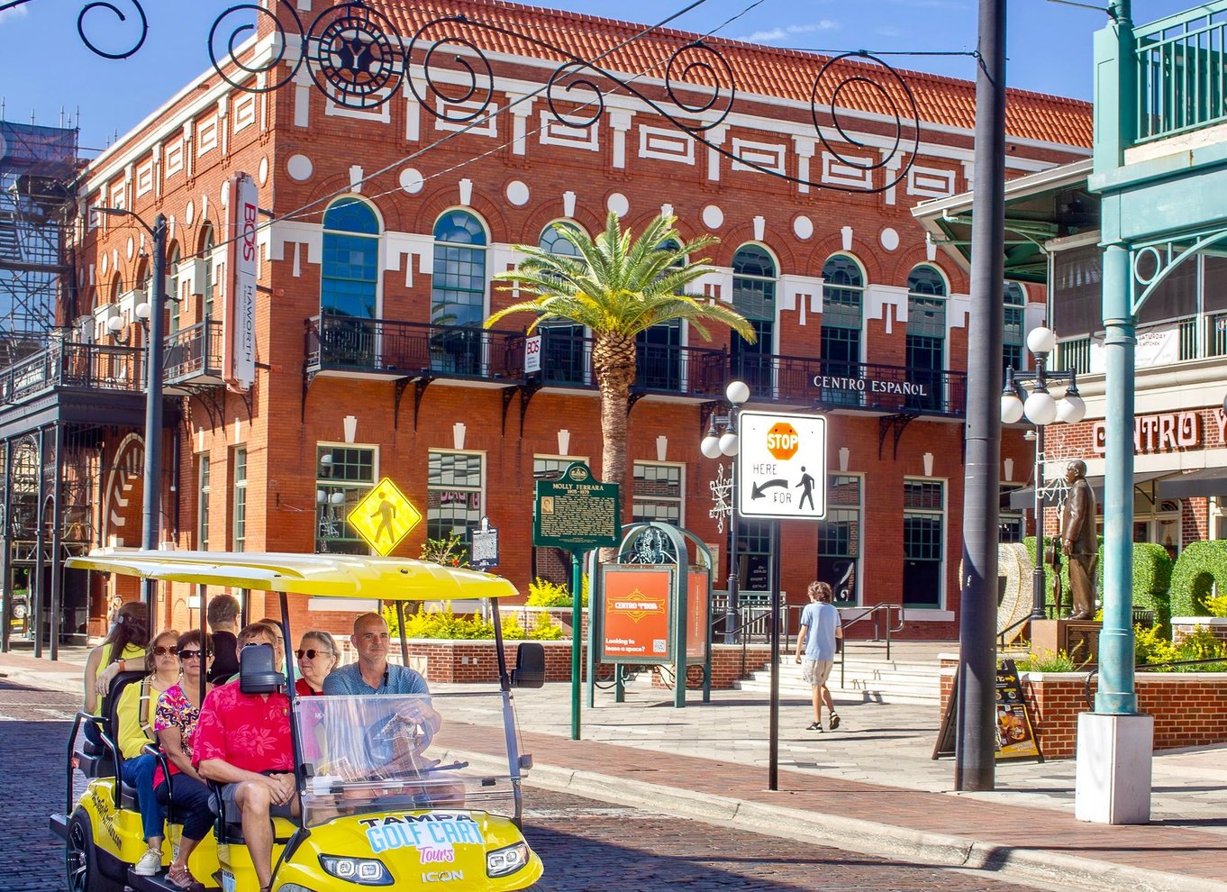 Tampa: Guidet byrundtur i Deluxe Street Golf Cart