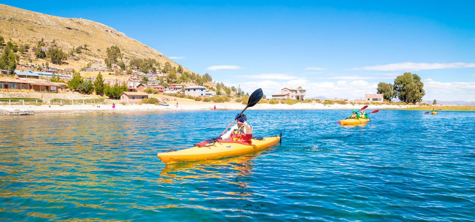 Puno: Kajakausflug auf dem Titicacasee
