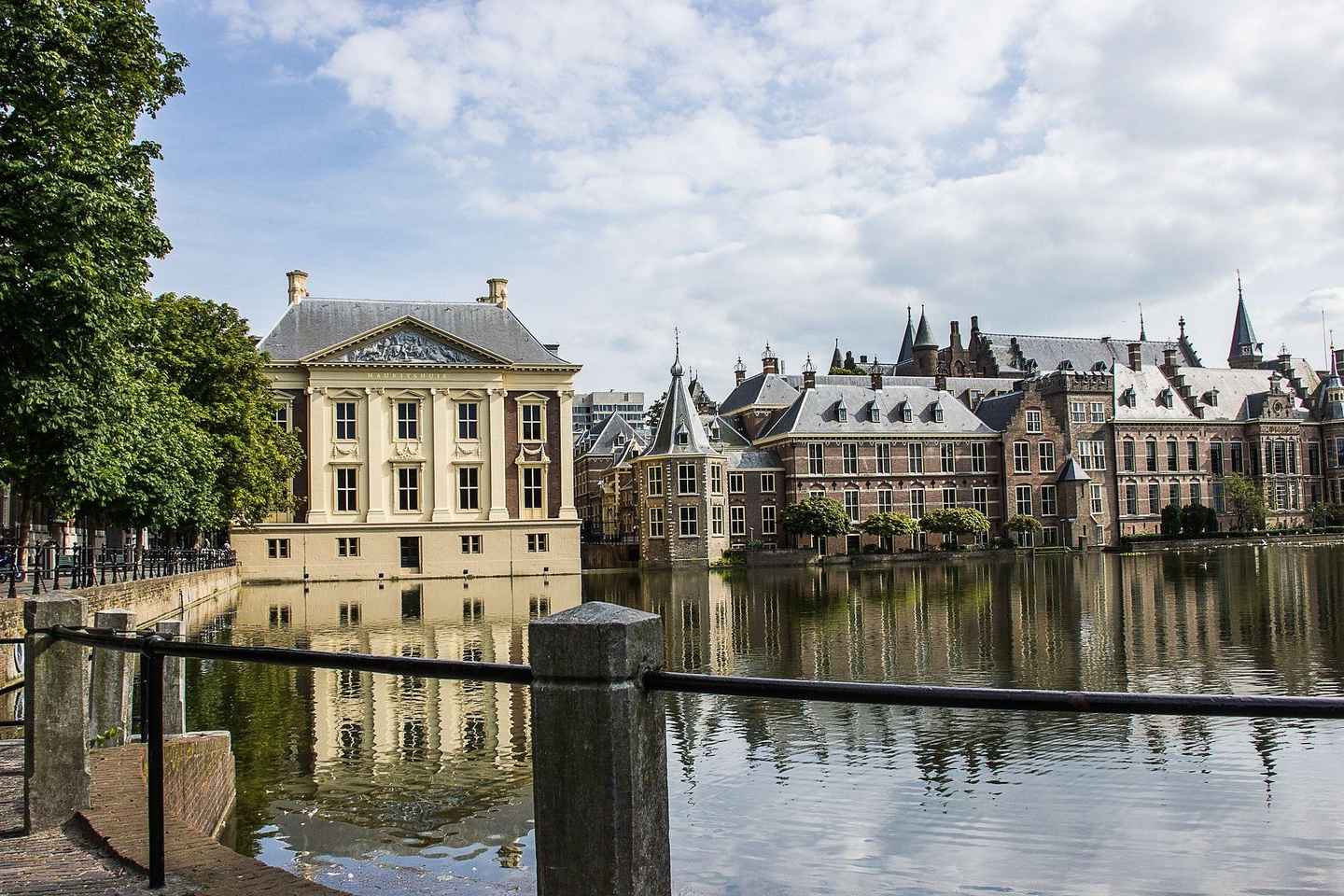 The Hague Private Walking Tour - The Hague Private Walking Tour
