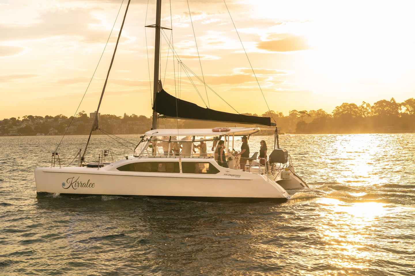 Sydney Harbour: Sunset Catamaran Cruise - Sydney Harbour: Sunset Catamaran Cruise