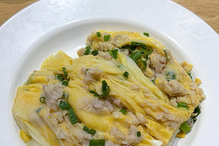 Hong Kong: Wan Chai Private Walking and Food Tour