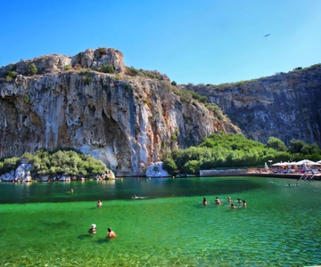 From Athens: Lake Vouliagmeni Spa & Temple of Poseidon Tour