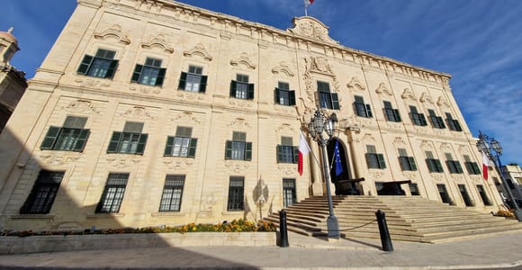 Valletta: City Walking Tour in a Small Group