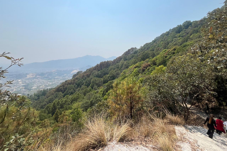 Kathmandu: escursione guidata di un giorno da Gurjuvanjyang a BhubaneshworiKathmandu: Escursione guidata di un giorno da Gurjuvanjyang a Bhubaneshwori