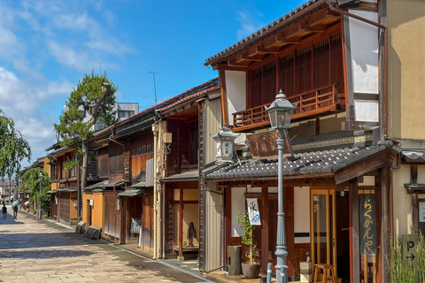 Kanazawa: Private Wish Ritual & Ninja Temple Walking Tour