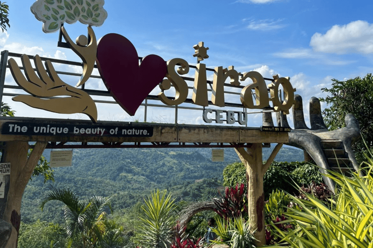 Cebu City: Heritage and Uphill Tour with 10,000 Roses