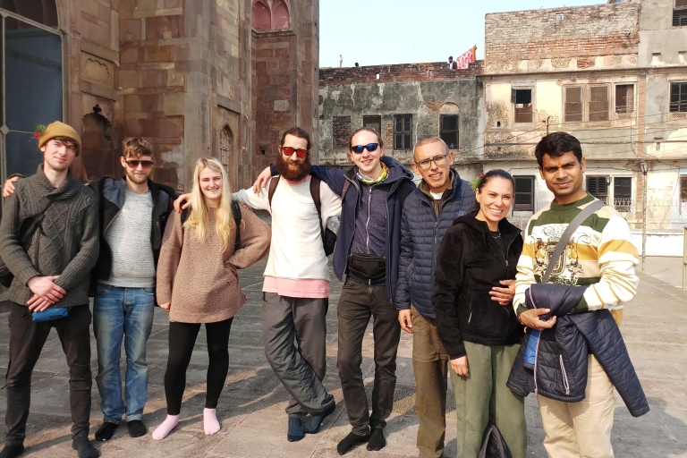 Walking Tour in the old part of the city of Varanasi Walking Tour in the old city of Varanasi