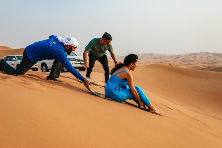 Dubai: extreme woestijnsafari, sandboarden en BBQOchtendsafari (privétransfer) zonder diner