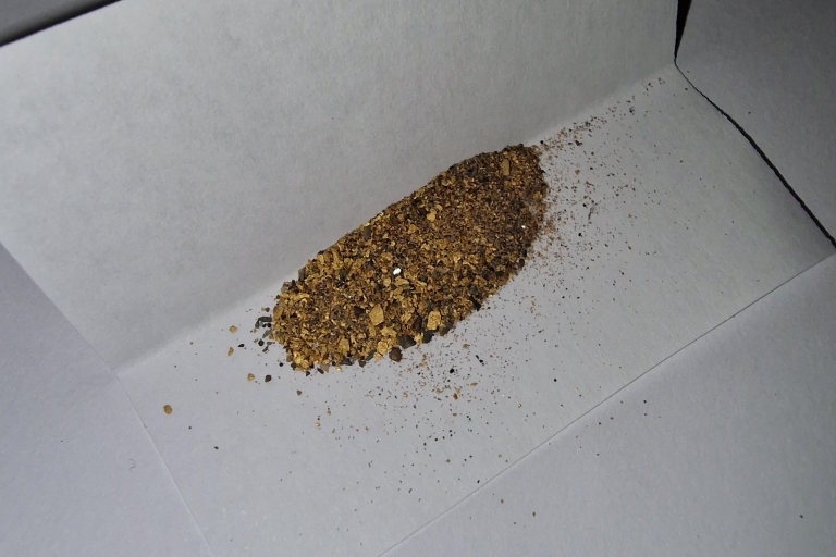 Cáceres: Búsqueda y bateo de oro met deskundige gidsCáceres: Experiencia fiebre del oro met instructeur