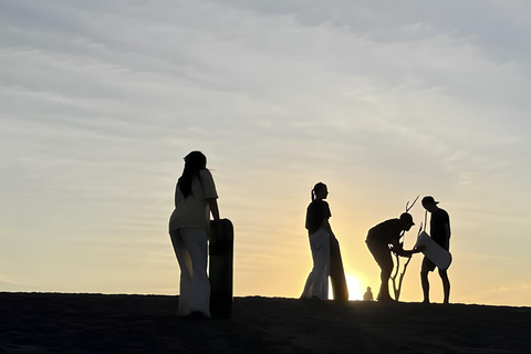 Yogyakarta: Sandboarding e pôr do sol nas dunas de areia de ParangkusumoYogyakarta: sandboard e pôr do sol nas dunas de Parangkusumo