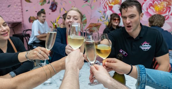 Melbourne: Hidden Bars & Laneway Legends Walking Tour