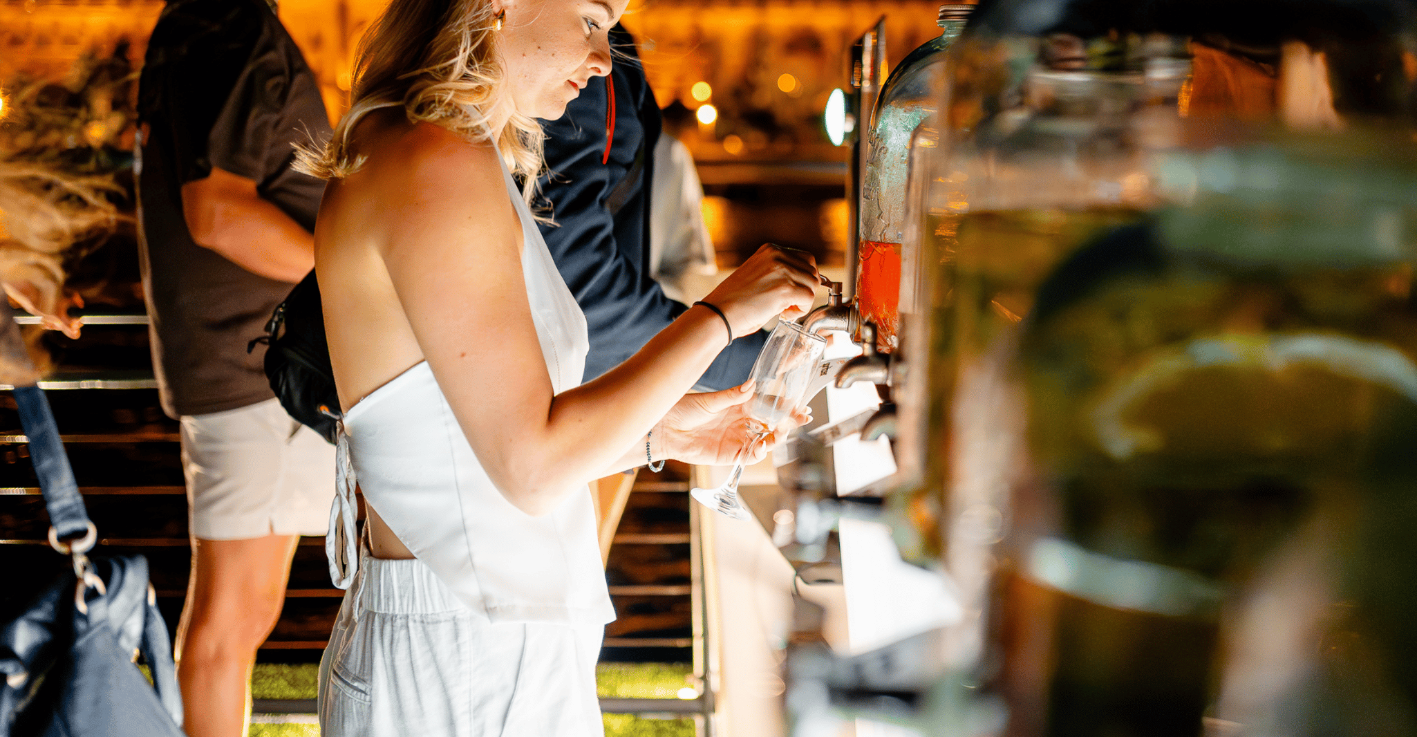 Budapest: Unlimited Prosecco, Beer and Aperol Spritz Cruise photo 19