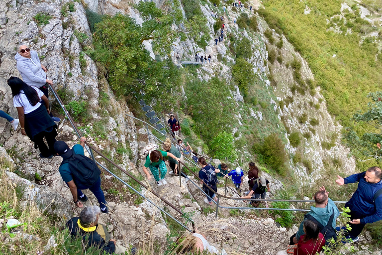 Tirana: Bovilla Lake &amp; Gamti Mountain Hike with Lunch