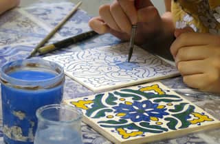 Lissabon: Azulejos-Workshop – bemalen Sie Ihre Fliesen