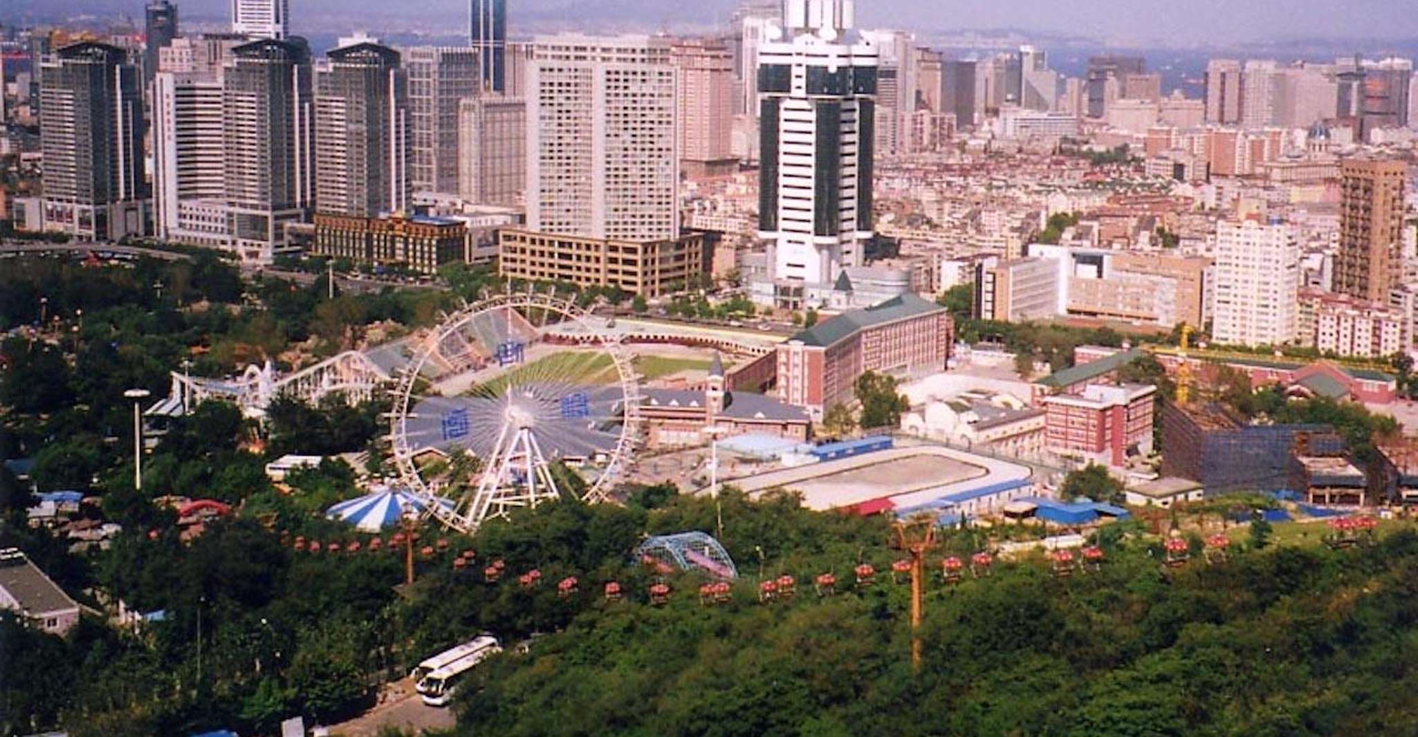 Dalian Airport to City ride - Hizvo